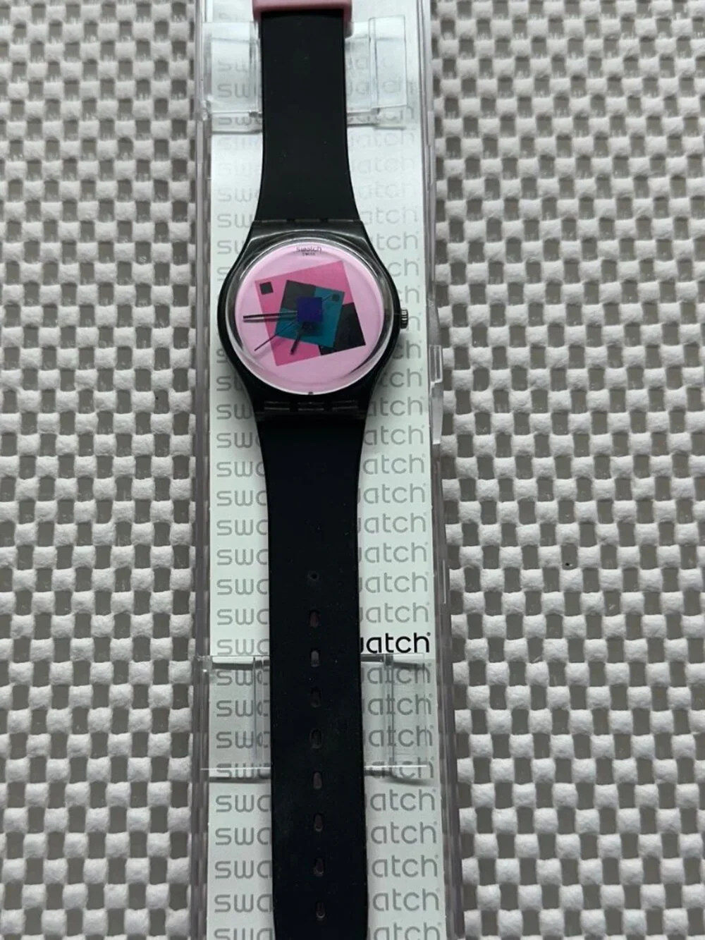 Swatch Watch Crazy Square GA109 Classic 2014